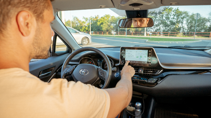 How to Make Your Drive More Enjoyable: Tips for Podcasts