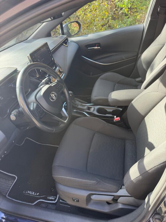 Toyota Corolla Hatchback 1.8 Hybrid